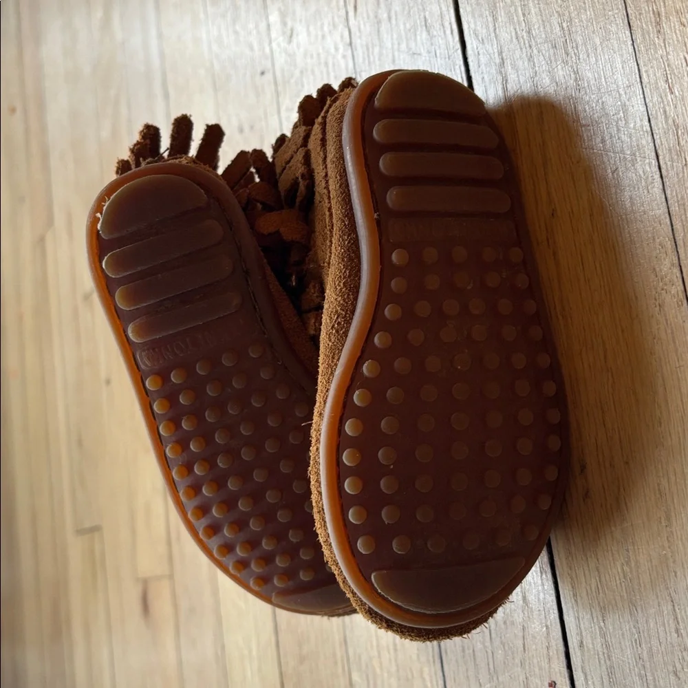Minnetonka toddler moccasins